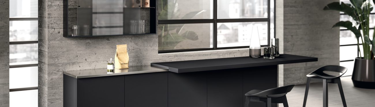 How to furnish your home cocktail corner